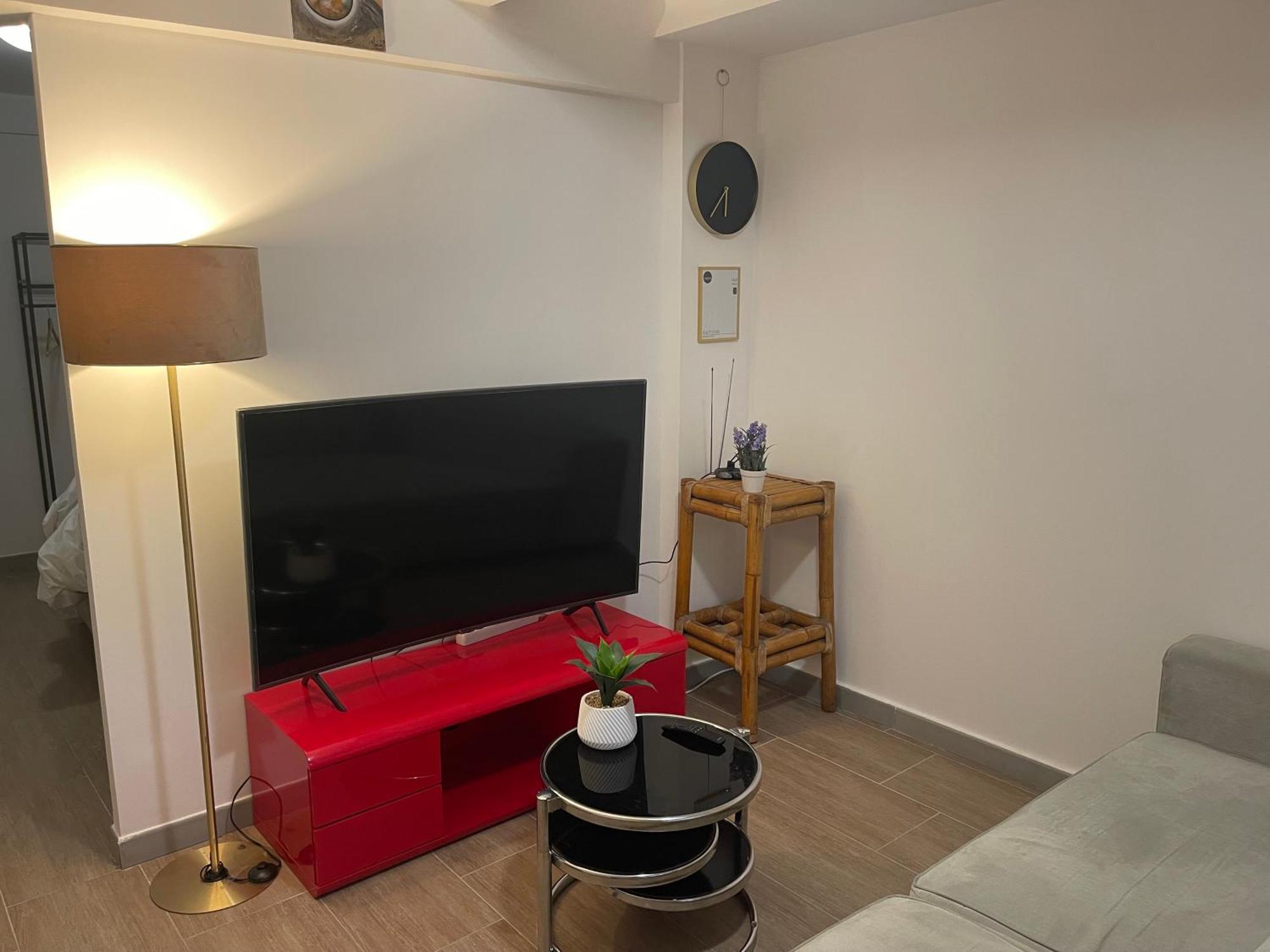 La Girafe Apartment Sannois Luaran gambar